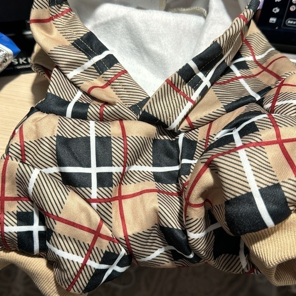 Dog plaid sweater with pocket  medium doggie NWT preppy with hood - Picture 2 of 5